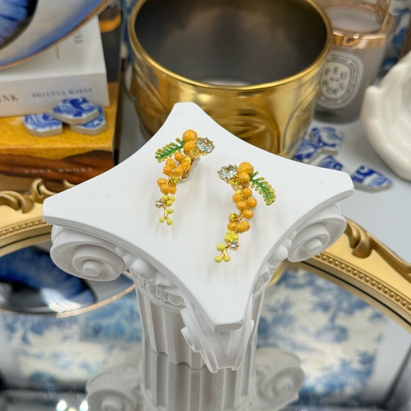 🆕 LES NEREIDES 🧿 NIB Gardens in Provence Long Mimosa Clip on Earrings - Picture 8 of 16